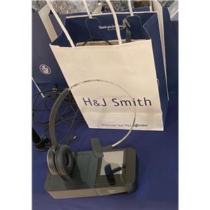 Lot 125

Phone Accessories